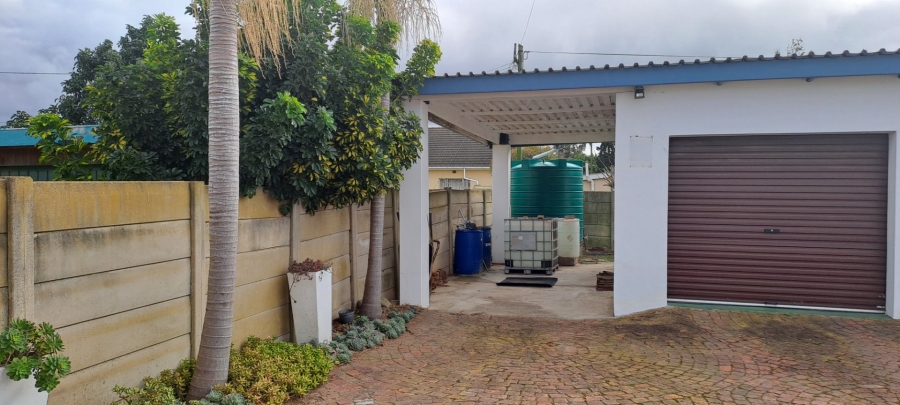 3 Bedroom Property for Sale in Bothasrus Eastern Cape